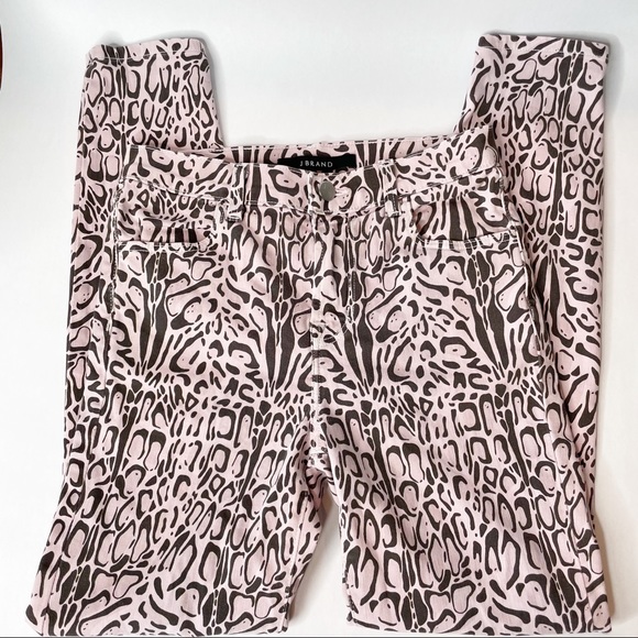 J Brand Alana Leopard Print High Rise Skinny Jean - Picture 13 of 16